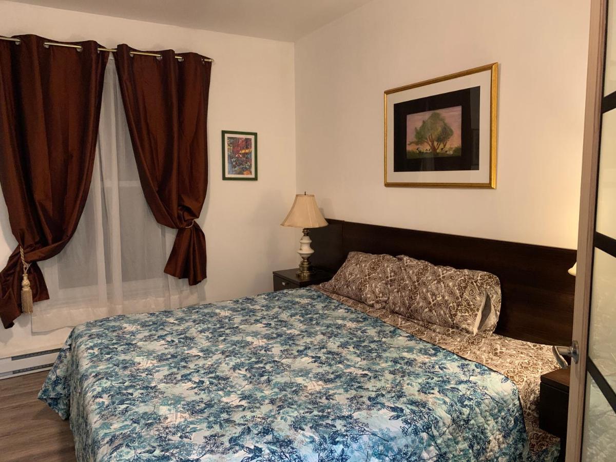 Le 2300 S Apartment เซนต์-ไฮยาซินธ์ ภายนอก รูปภาพ